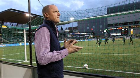 Portland Thorns, Chicago Red Stars owners step away after NWSL report
