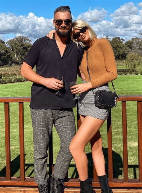 Mafs S Lauren Dunn And Afl Star Ryan Crowley Split