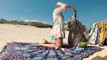 Troquei De Roupa Na Frente Do Vendedor Na Praia E Deixei Ele Me Ajudar Xvideos