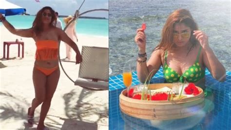Hot Sexy Aarti Singh Bikini Pics