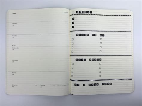 Minimalist Black And White Weekly Spread In The Moleskine Weekly