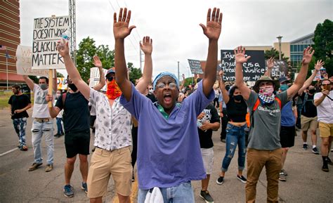 Church group raises voices in song at OKC protest