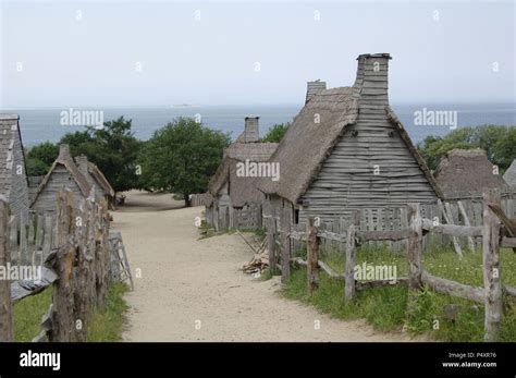 Plymouth colony house hi-res stock photography and images - Alamy