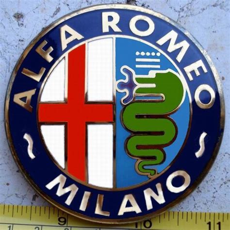 Alfa Romeo badge -Logo Brands For Free HD 3D