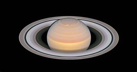 Telescópio Hubble registra imagens detalhadas de Saturno e Marte