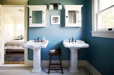 Bathroom Wall Paint | Tropical Design