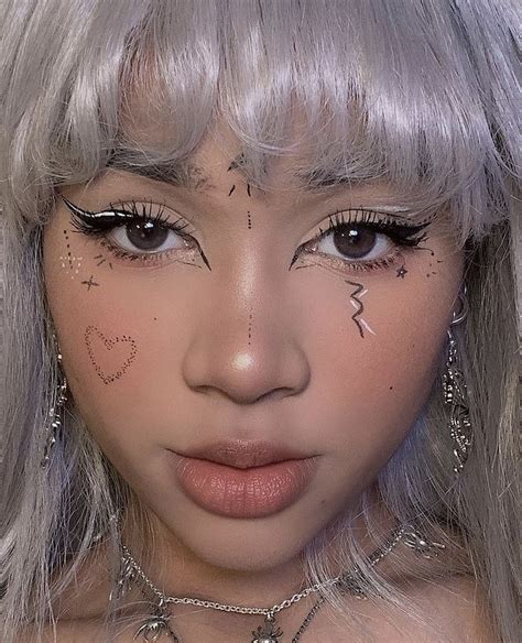 ⋆ ☽ Kiara 𖤐 ⋆ On Instagram “ ️👀” Pretty Makeup Makeup Looks Alternative Makeup