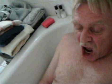 Pisse Mich An Free Gay Daddy Porn Video D XHamster