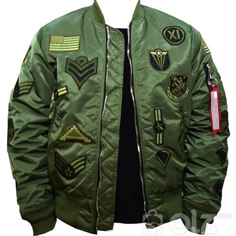 Бомбер, Bomber