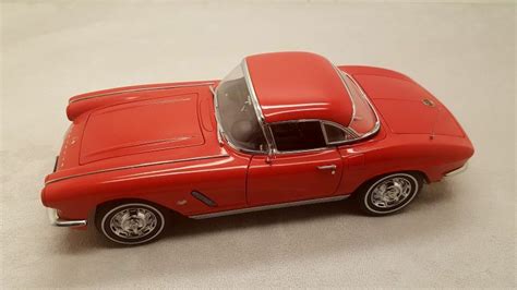 Chevrolet Corvette C1 Modellauto AUTOart Millennium 1 18 In Roman Red