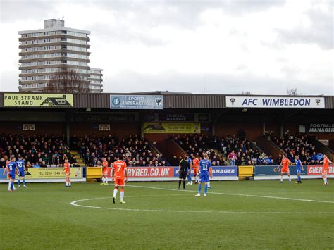 AFC Wimbledon Blackpool FC Andrin Unterwegs