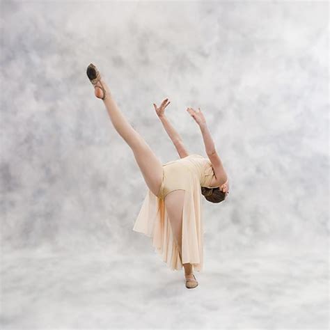 Lyrical Dance Classes – LA Dance Academy