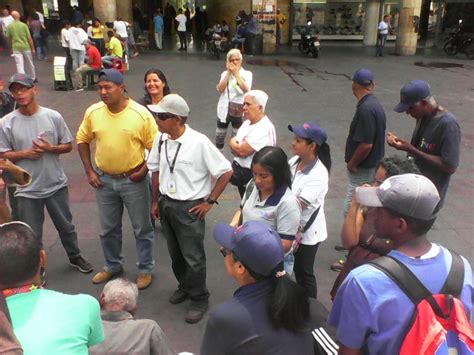 Trabajadores Del Instituto Nacional De Estad Sticas Protestaron En