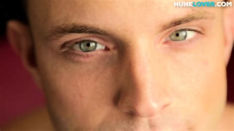 Shaved Amateur Hunk Softly Teases Body And Tugs His Rod