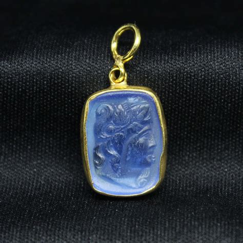 Roman Art Handmade Glass Blue Women Intaglio Pendant K Solid