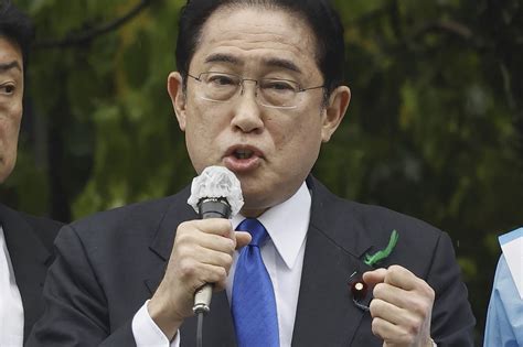 Assassination attempt made on Japan's Prime Minister Fumio Kishida as he gives a speech | Marca