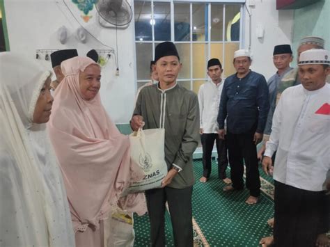 Baznas Kepulauan Anambas Salurkan Zakat Ke Mustahik Di Desa Tebang