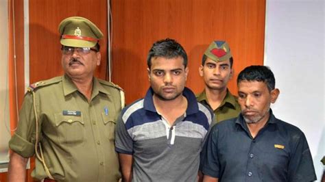 Noida Cops Bust Gang That Robbed Commuters By Offering Lift Hindustan Times