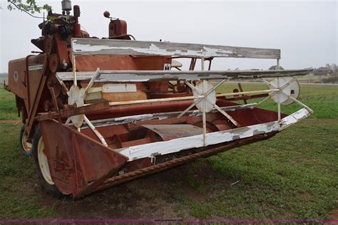 1968 Mccormick International 91 Combine In Mount Hope Ks Item H5227