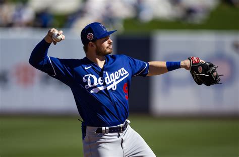 Dodgers News Mlb Analyst Concerned About La Lineup After Loss Of Gavin