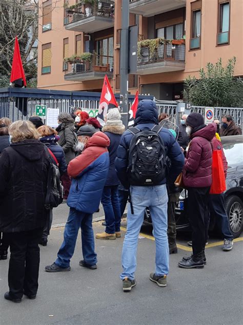 Mobilitazioni A Milano Nella Giornata Dellotto Marzo Rivoluzione