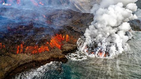 Volcán en Canarias Nueva fajana en la costa oeste de La Palma