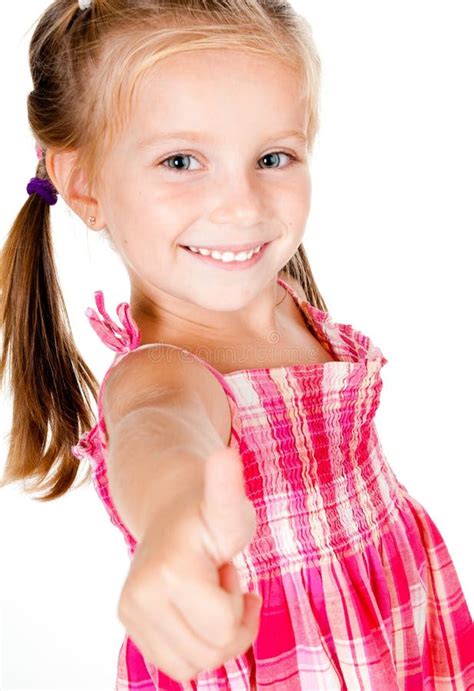 Verticale De Petite Fille Avec Des Glaces De Bain Photo Stock Image