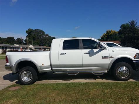 Comparison Ford F 450 Super Duty Crew Cab Xl 2015 Vs Ram 3500 Mega Cab Slt 2015 Suv Drive