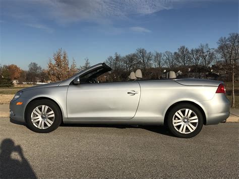 2008 Volkswagen EOS Convertible at Kissimmee 2018 as G88 - Mecum Auctions