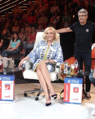 Bosnian Gilf Singer Lepa Brena Porn Pictures XXX Photos Sex Images 3765454 PICTOA
