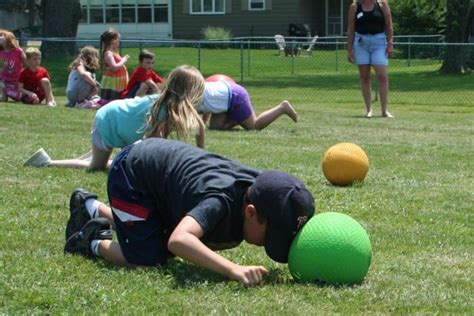 20 Best Relay Race Games And Ideas Icebreakerideas