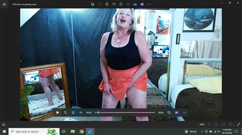 Skirt And No Panties Ass Worship From Dawn Amateur Porn Feat Dawnskye Xhamster