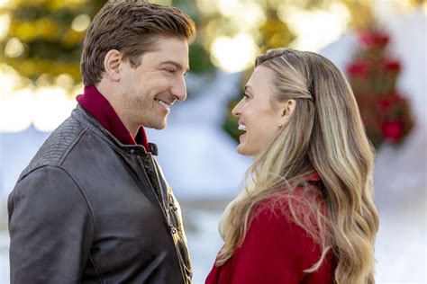 Christmas in Love - Cast | Hallmark Channel