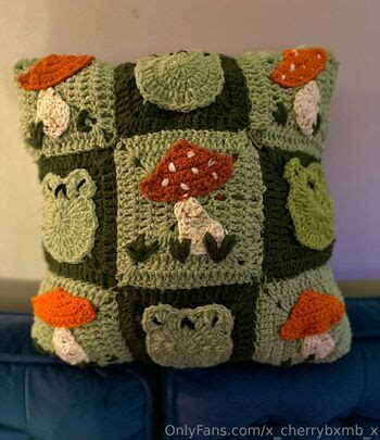 X Cherrybxmb X Nude OnlyFans The Fappening Plus