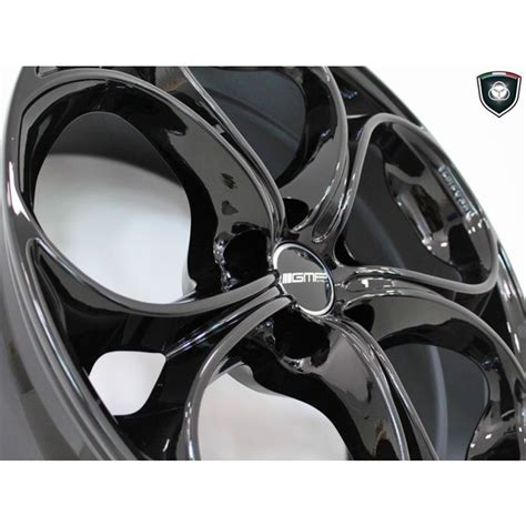 Set Di Cerchi Gmp Drake Nero Lucido Per Alfa Romeo Giulia O Stelvio