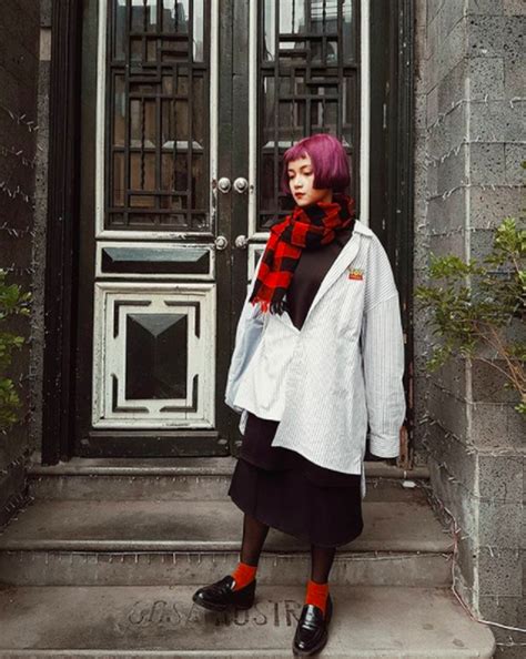 C N Ng Xinh P Hot Nh T Instagram Vi T N M L Ai