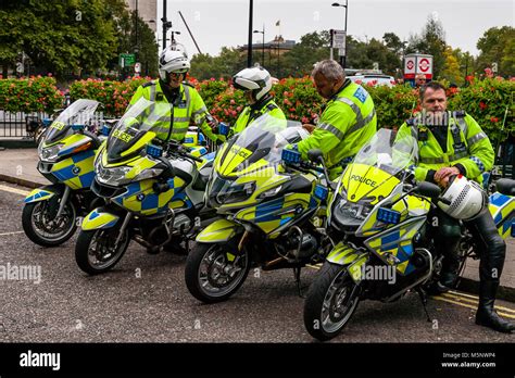 Metropolitan Police Motorbikes Hi Res Stock Photography And Images Alamy