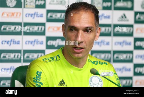 S O Paulo Sp Treino Do Palmeiras The Goalkeeper