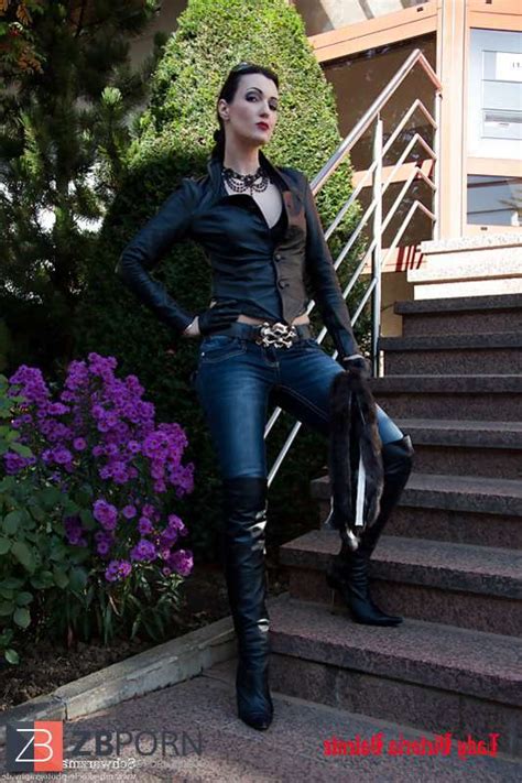 Gal Victoria Valente Leather Dominatrix ZB Porn