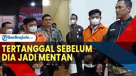 Cek Rp 2 Triliun Ditemukan Di Rumah Dinas Syahrul Yasin Limpo