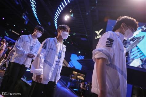 Lck 디알엑스 풀세트 접전 끝에 3연승 질주 네이트 스포츠