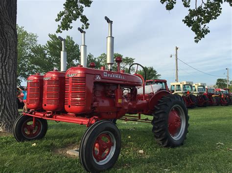 Older Farmall International Tractor Parts