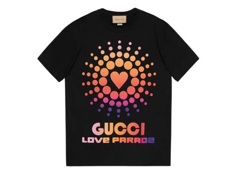 Sasom เสื้อผ้า Gucci Love Parade Print Cotton Jersey T Shirt Black เช็คราคาล่าสุด