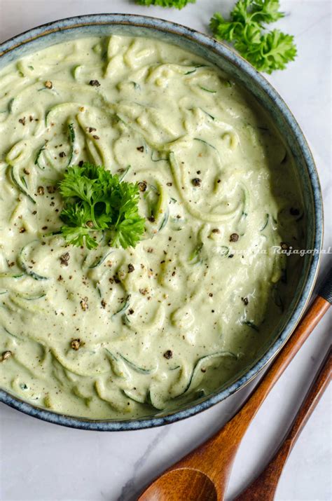 Zucchini Spaghetti - Vegan & GF - Tomato Blues