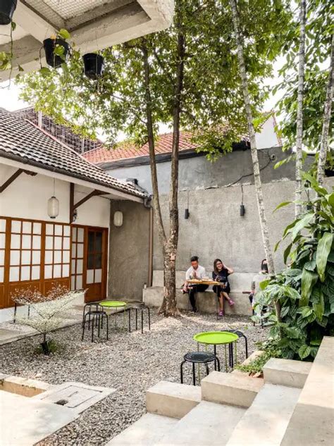 Desain Warung Kopi Depan Teras Rumah Tradisional Modern Ames Boston