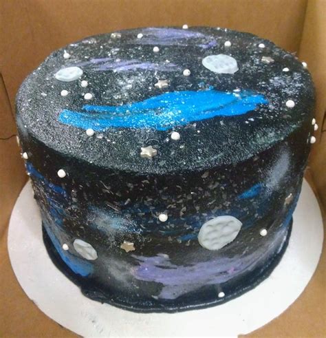 Outer Space 🌌 cake | Cake, Custom cakes, Butter cream