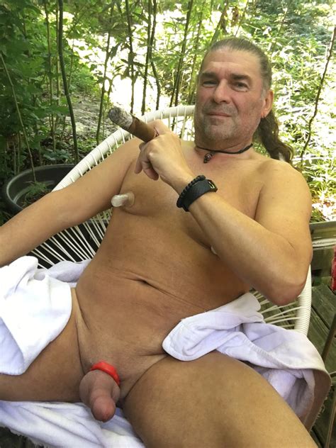 Cigar Daddy 7 Pics Xhamster