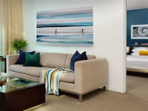 Sunny Isles Beach Luxury Suites With Ocean View