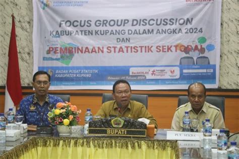 Bupati Korinus Masneno Minta Bps Dan Diskominfo Sajikan Data Yang