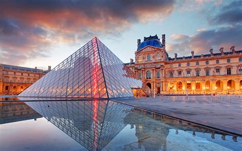 What is special about Louvre Museum? - Local Guides World